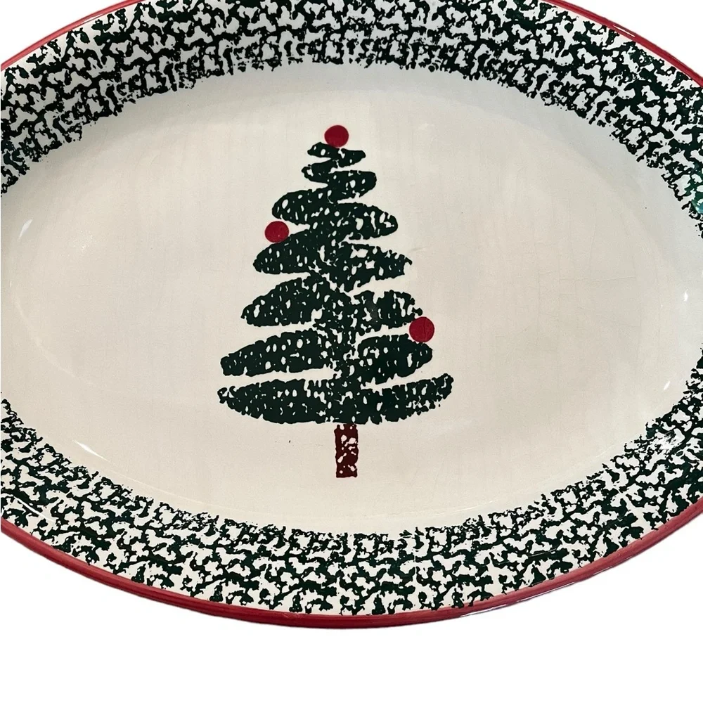 Furio Christmas Tree Sponge Paint Oval Serving Platter Made In Italy. 16” x 11.5